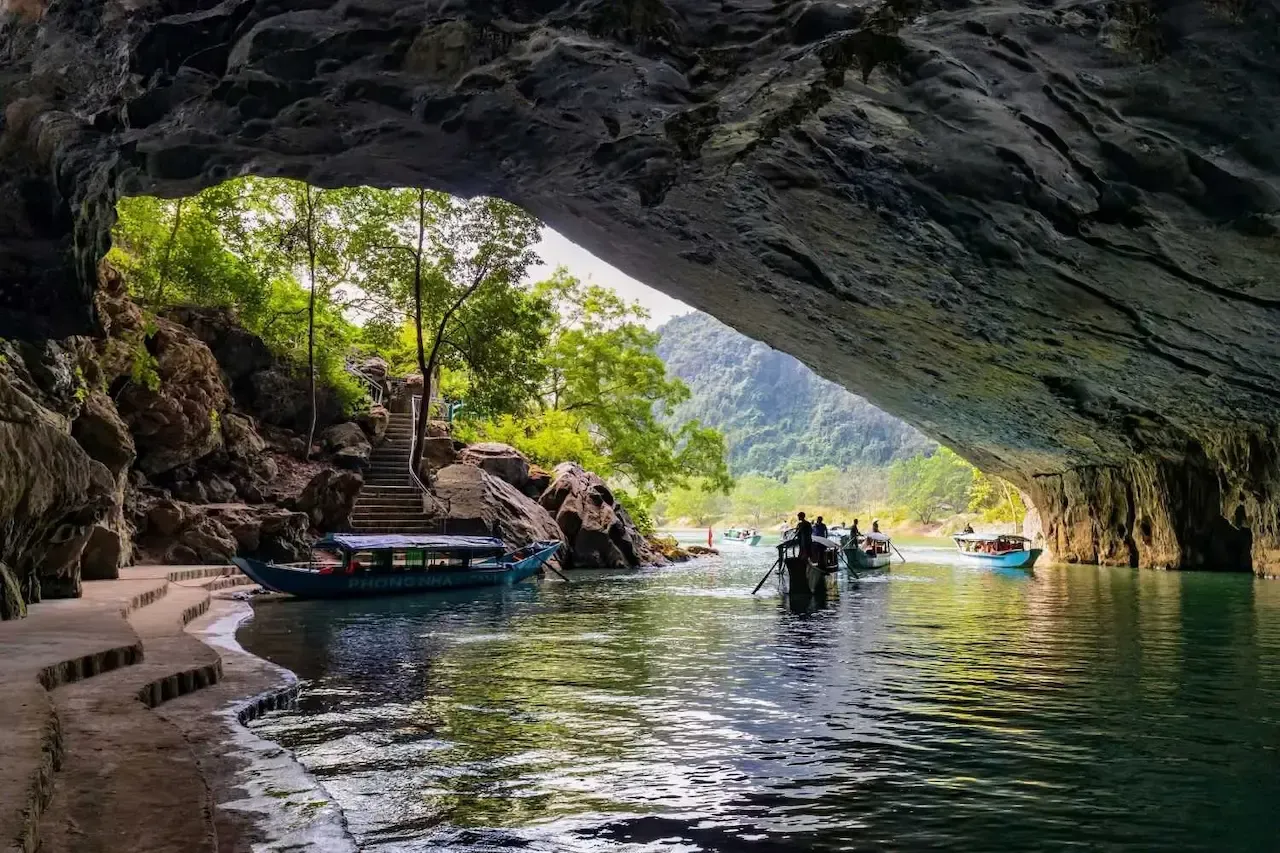 Tour Động Phong Nha - Thiên Đường 1 ngày